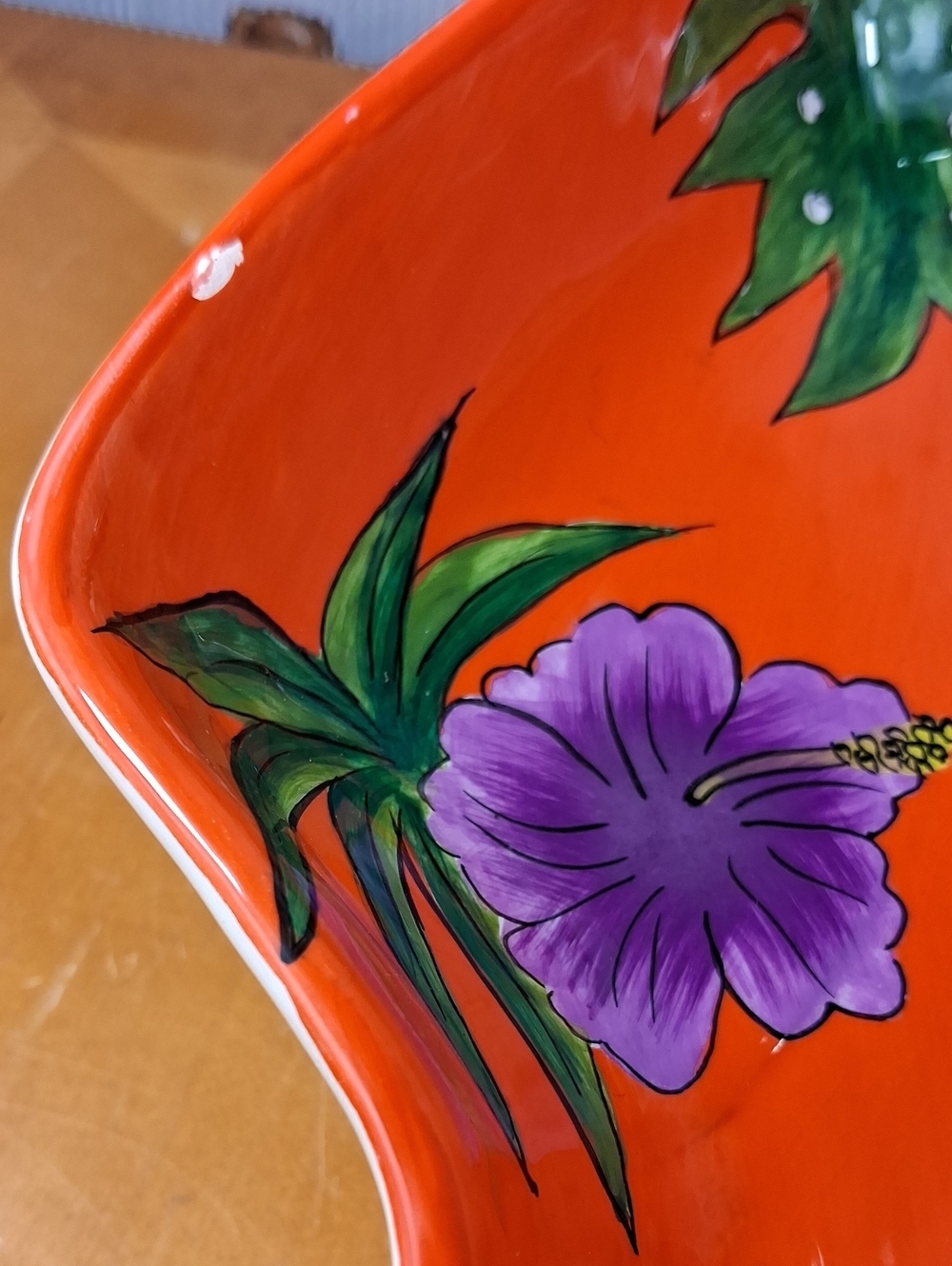 Ceramic Hawaiian Shirt Hibiscus Floral Patteren Med Sz Chip & Dip Food Platter - Picture 3 of 5